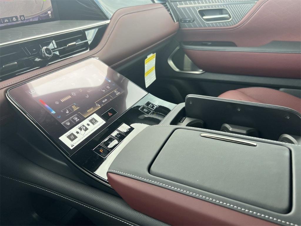 new 2026 INFINITI QX80 car, priced at $117,920