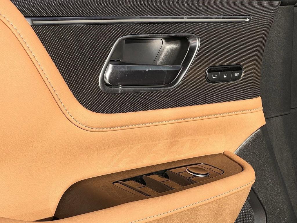 new 2026 INFINITI QX80 car, priced at $95,380