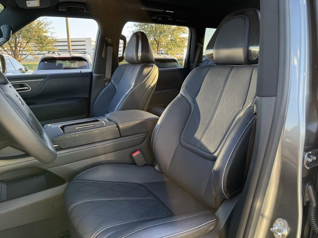 new 2026 INFINITI QX80 car, priced at $124,315