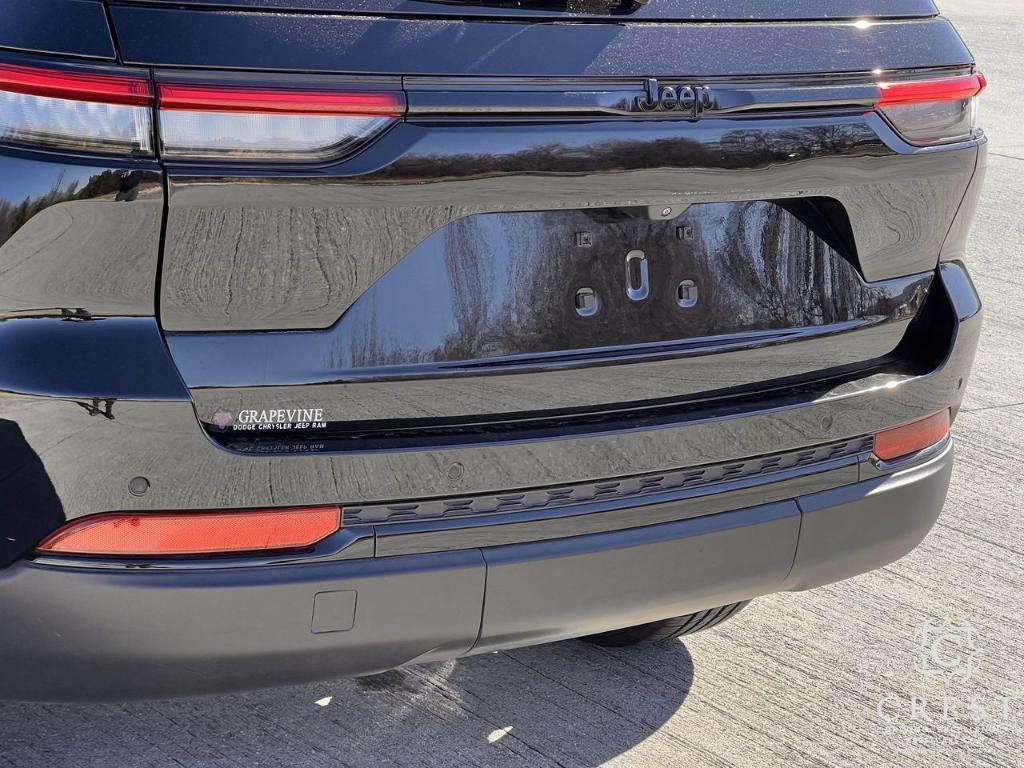 used 2023 Jeep Grand Cherokee car, priced at $26,985