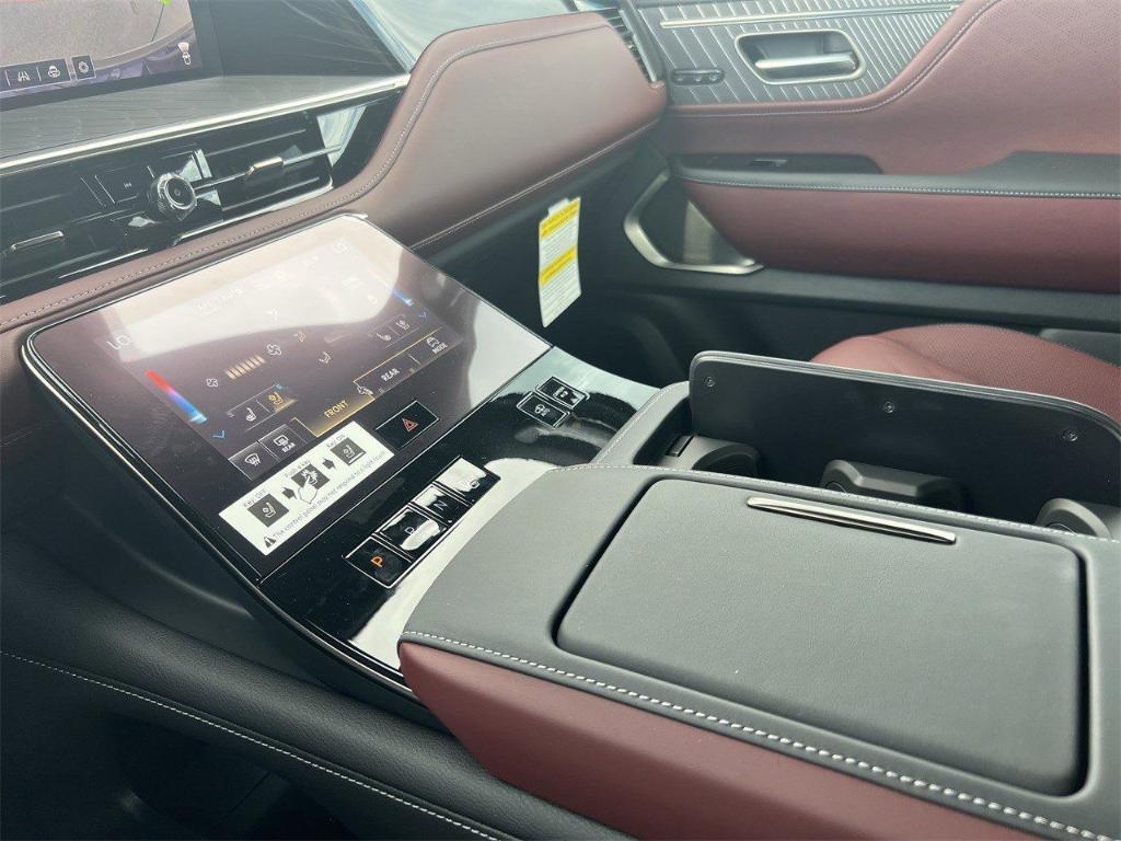 new 2026 INFINITI QX80 car, priced at $117,920