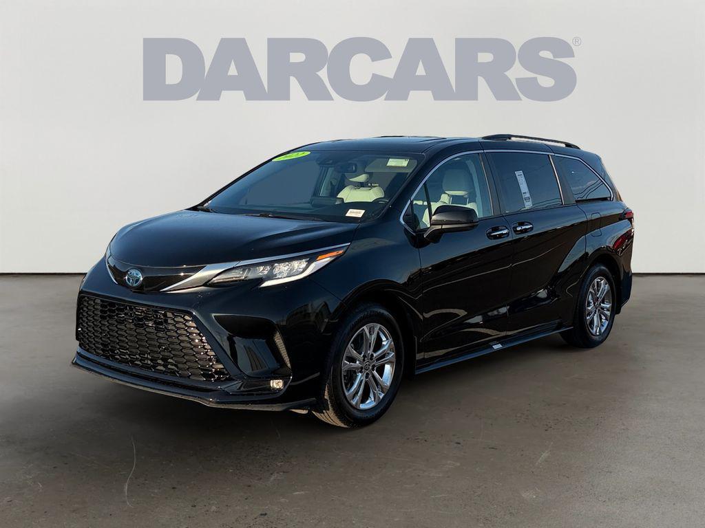 used 2022 Toyota Sienna car, priced at $34,718