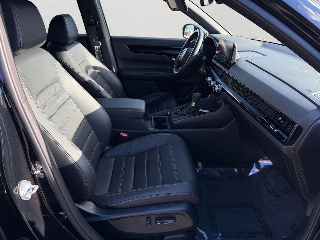 used 2025 Honda CR-V Hybrid car, priced at $28,786