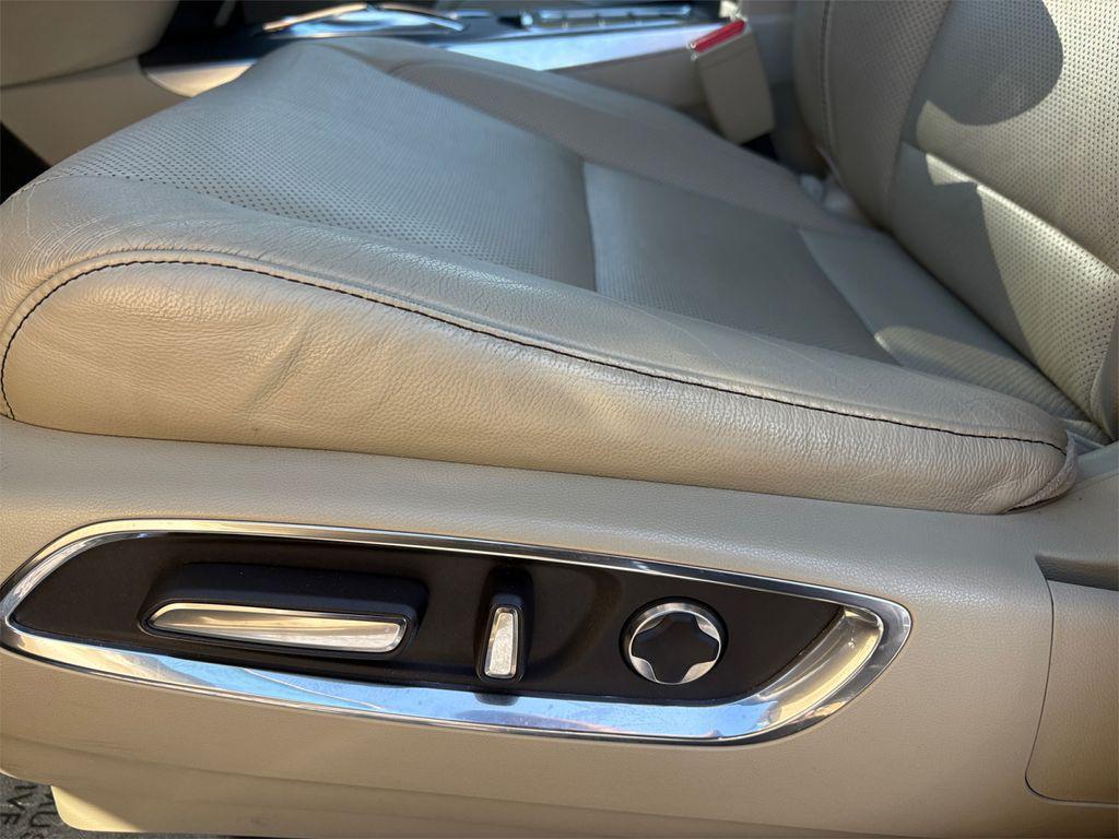 used 2019 Acura MDX car, priced at $23,682