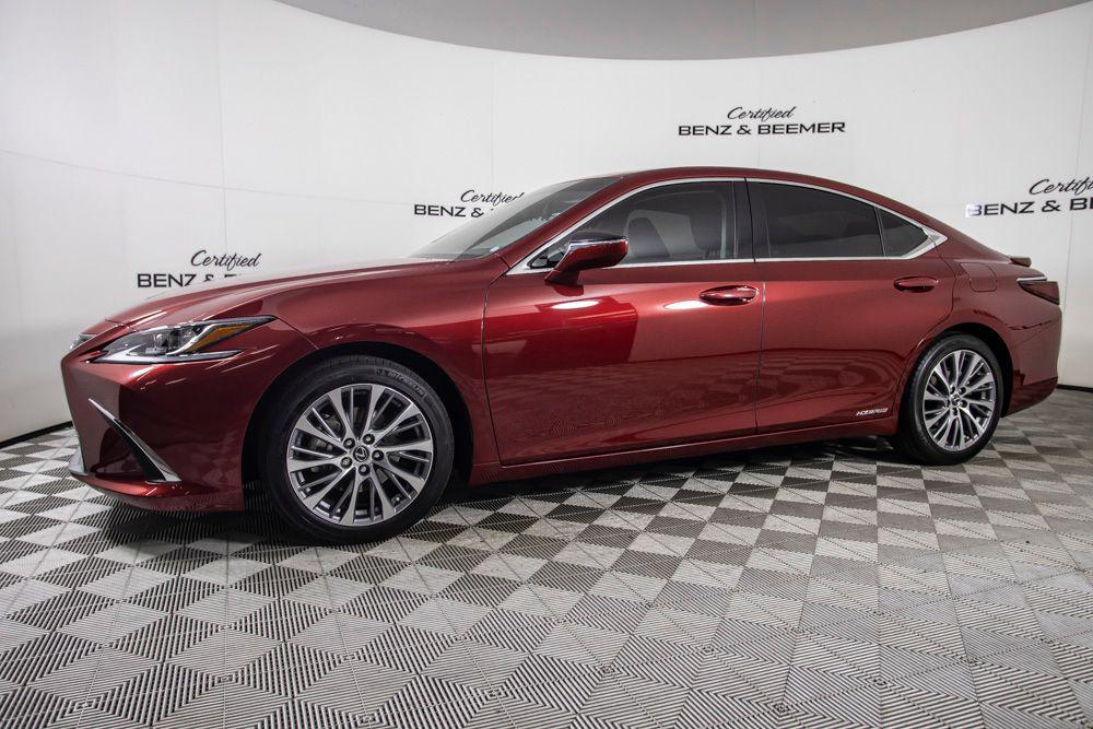 used 2021 Lexus ES 300h car, priced at $34,999