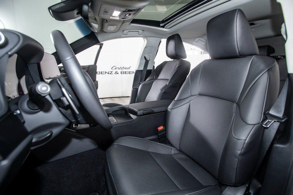 used 2025 Lexus ES 350 car, priced at $42,000