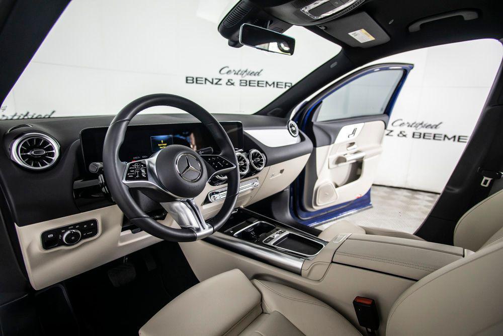 used 2025 Mercedes-Benz GLA 250 car, priced at $36,000