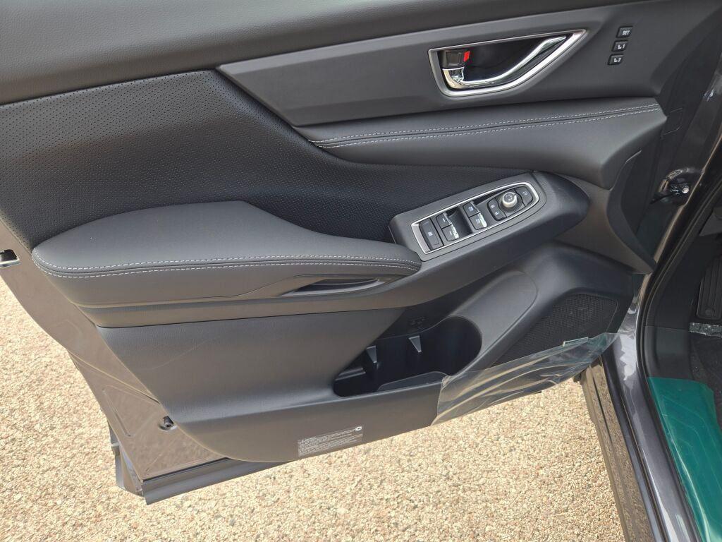 new 2025 Subaru Ascent car, priced at $44,913