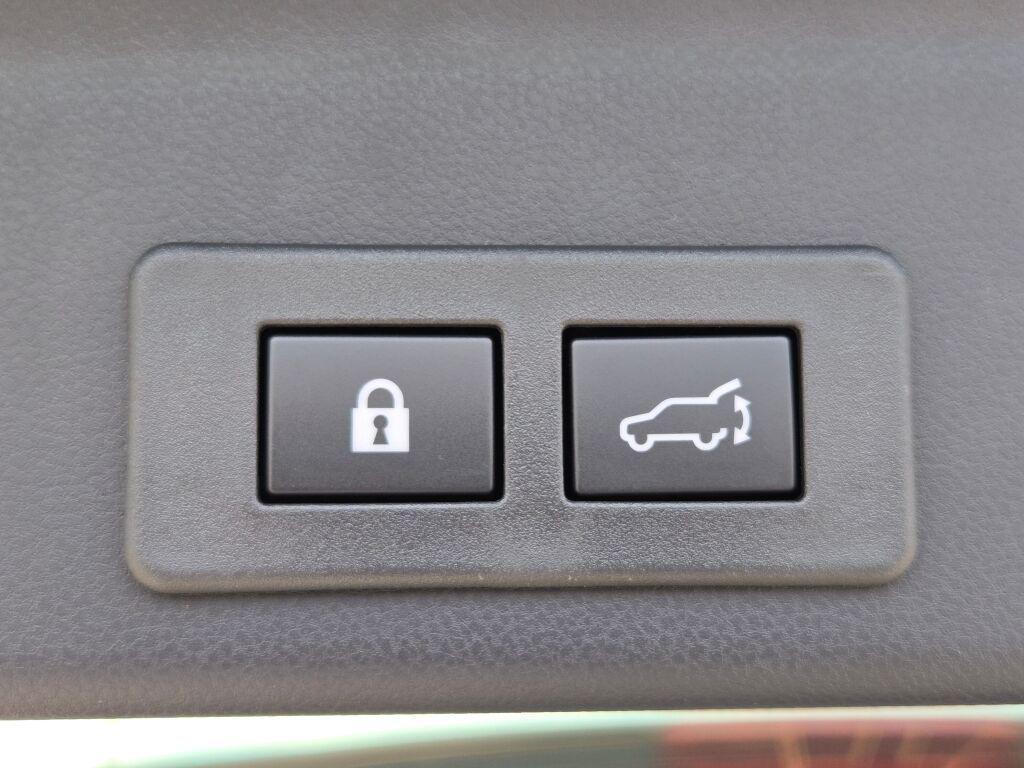 new 2025 Subaru Ascent car, priced at $44,913