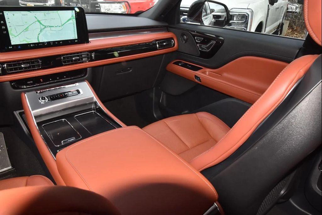 new 2026 Lincoln Aviator car, priced at $69,115