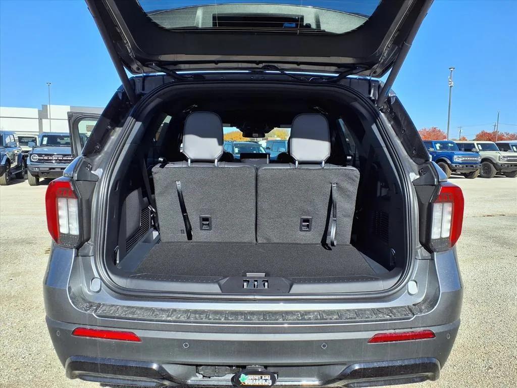 new 2026 Ford Explorer car, priced at $42,534