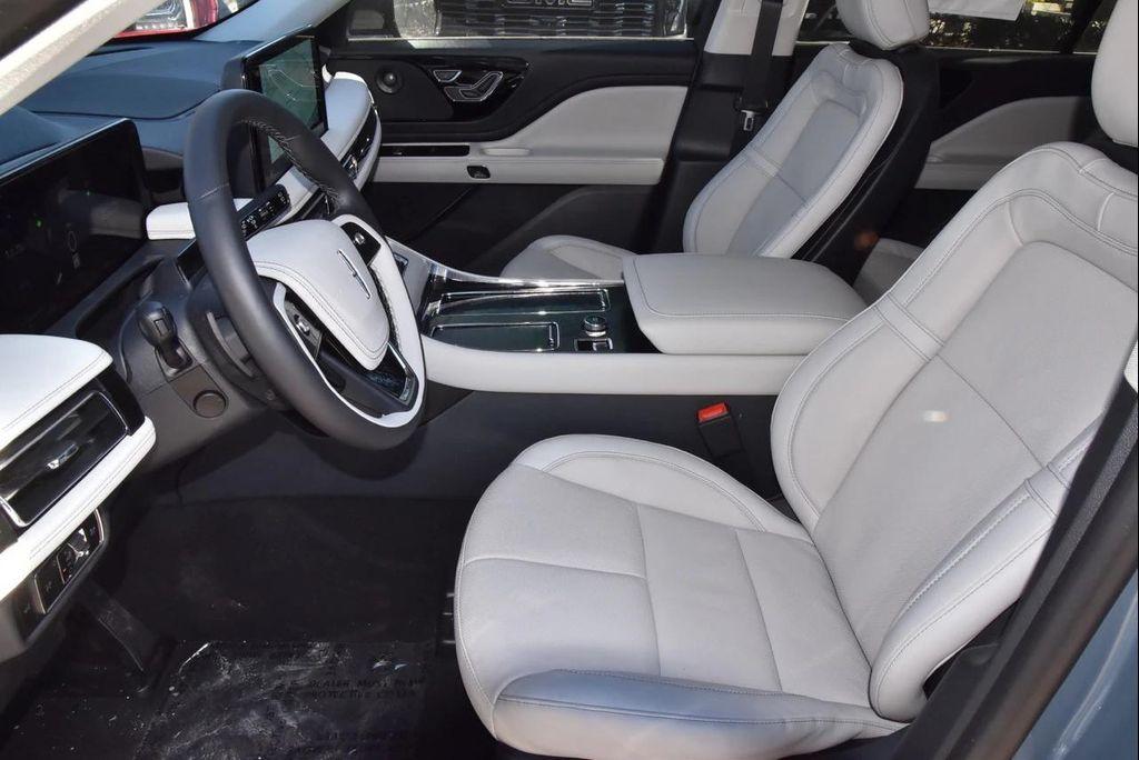 new 2026 Lincoln Aviator car, priced at $66,648
