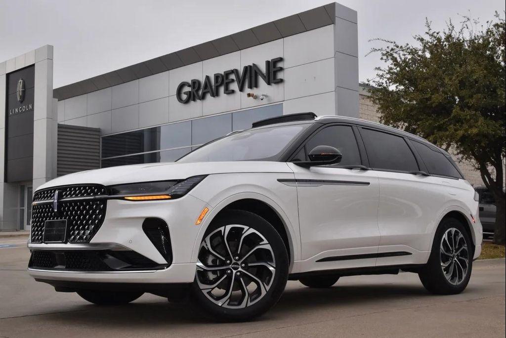 new 2026 Lincoln Nautilus car, priced at $66,086