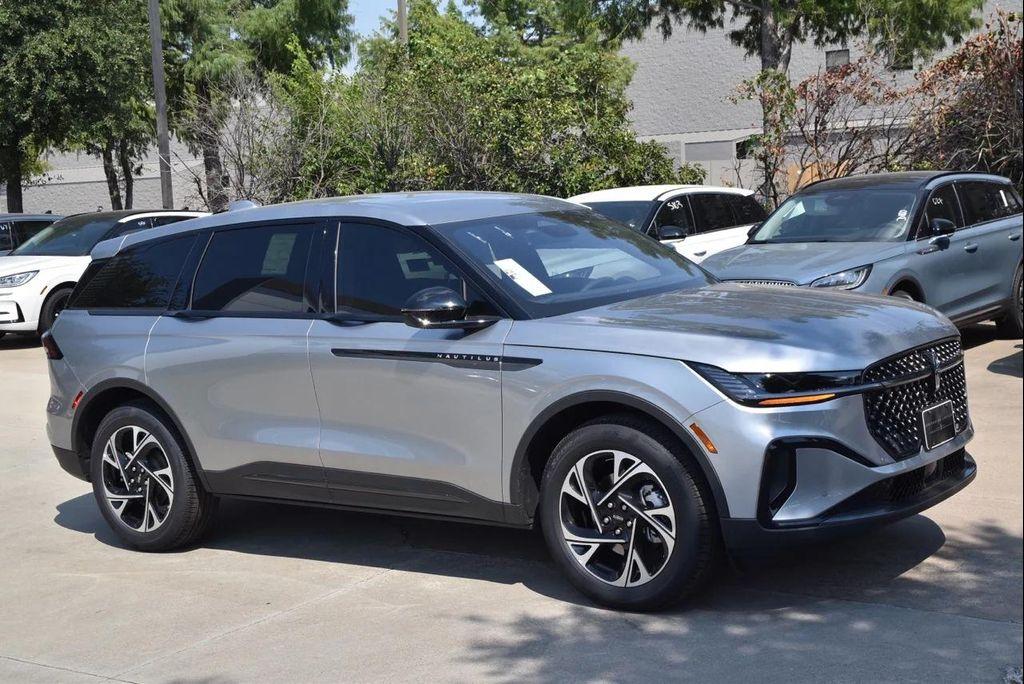 new 2025 Lincoln Nautilus car, priced at $56,434