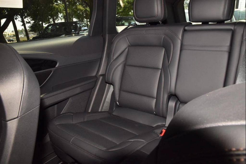 new 2025 Lincoln Nautilus car, priced at $56,434