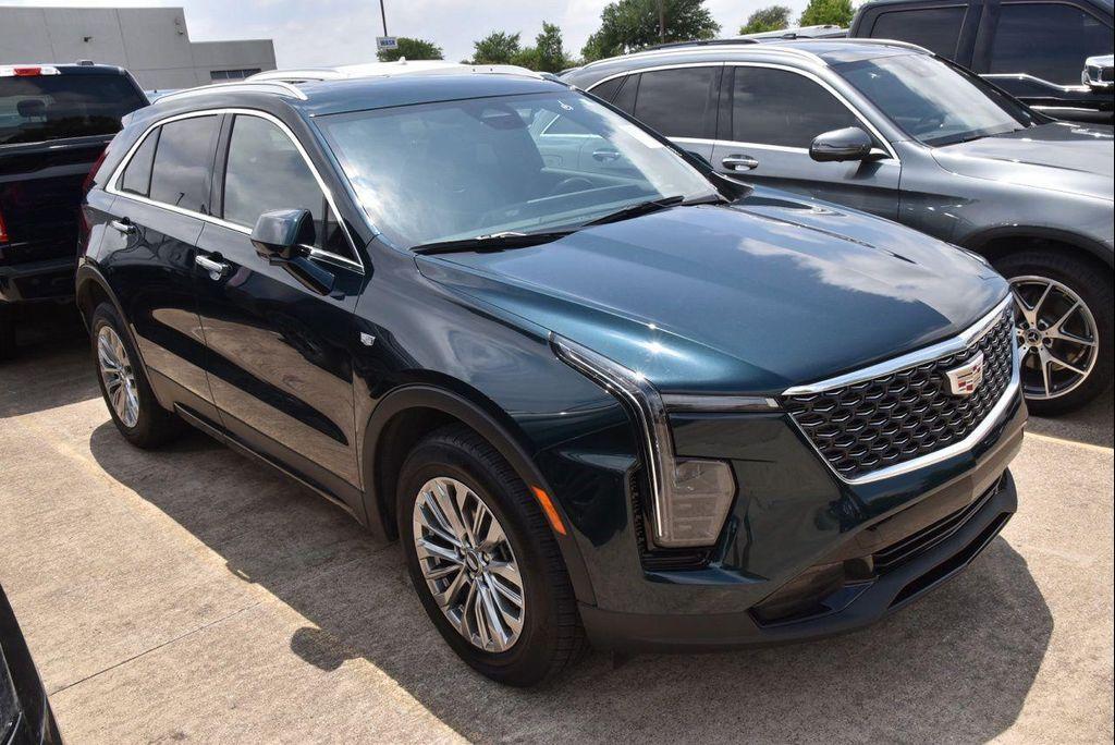 used 2025 Cadillac XT4 car, priced at $36,744