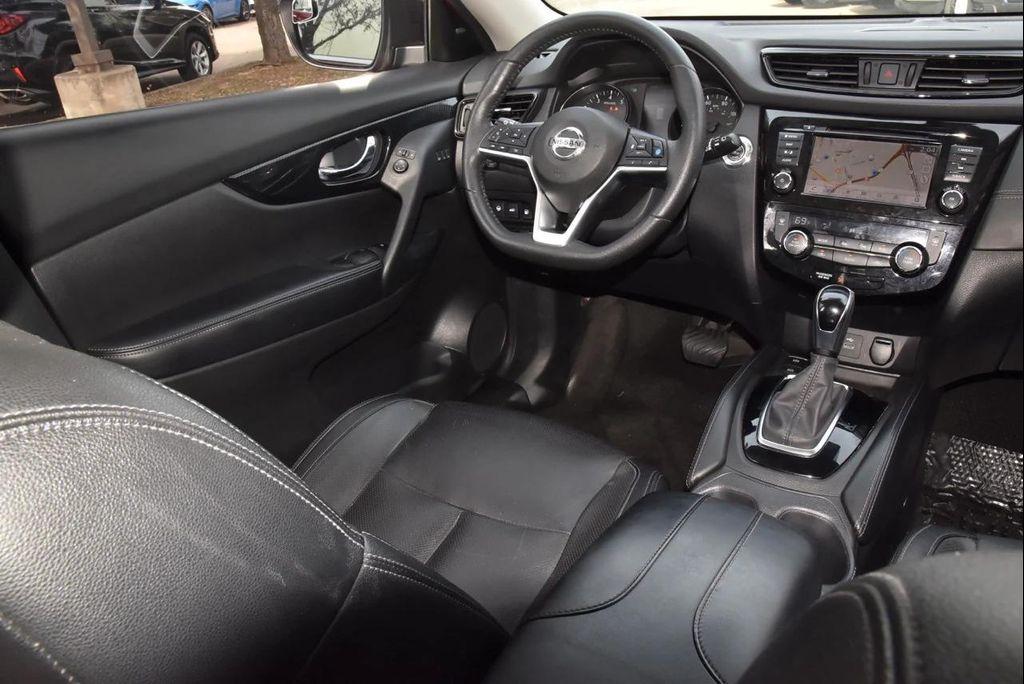 used 2020 Nissan Rogue car, priced at $17,977