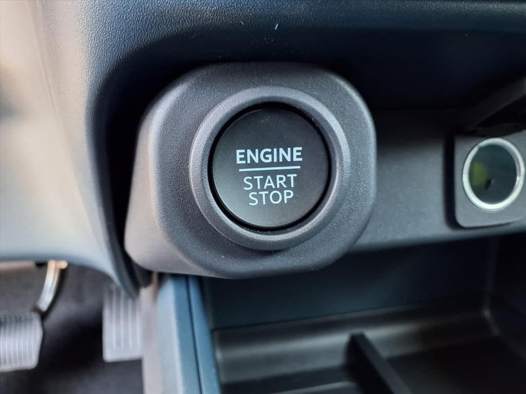 new 2025 Ford Maverick car, priced at $29,995