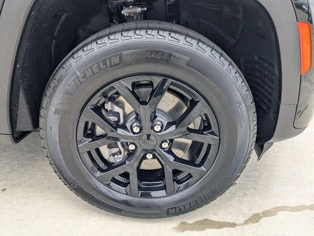 new 2026 Jeep Grand Cherokee L car