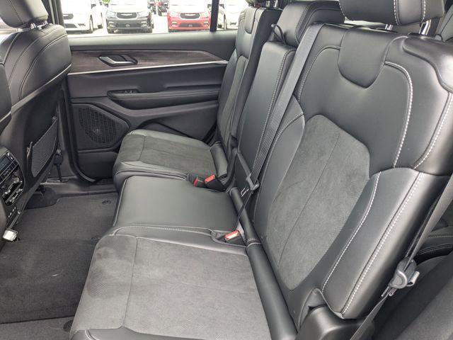new 2026 Jeep Grand Cherokee L car