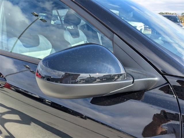 used 2024 Chevrolet Trax car, priced at $22,568