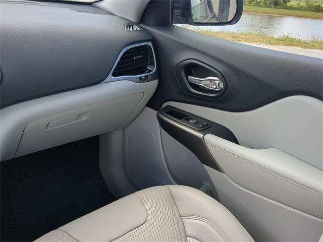 used 2022 Jeep Cherokee car, priced at $24,815