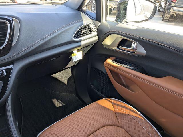 new 2026 Chrysler Pacifica car