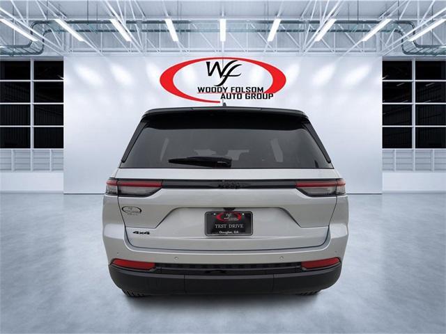 new 2025 Jeep Grand Cherokee car, priced at $48,593