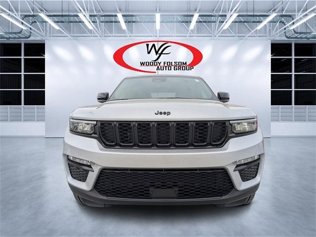 new 2025 Jeep Grand Cherokee car, priced at $48,593