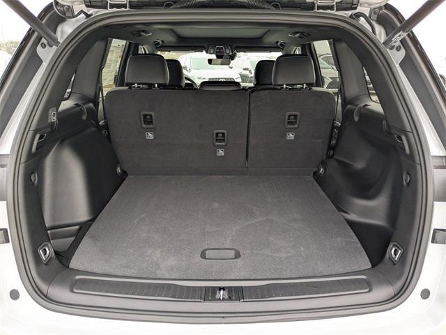 new 2025 Jeep Grand Cherokee car, priced at $48,593