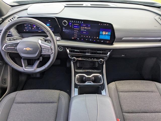 used 2025 Chevrolet Traverse car, priced at $38,032