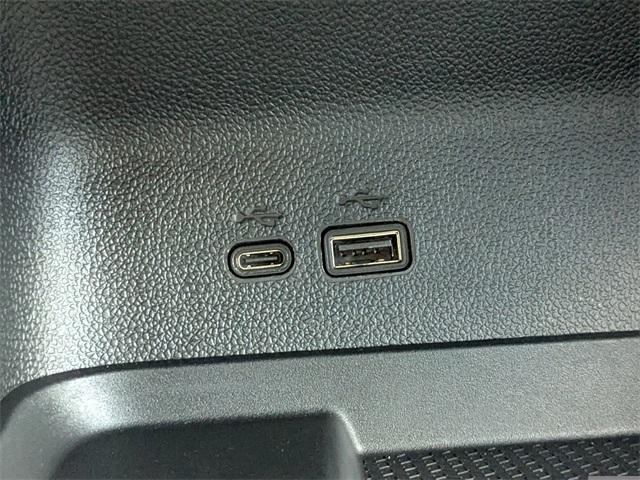 used 2025 Chevrolet Traverse car, priced at $38,032