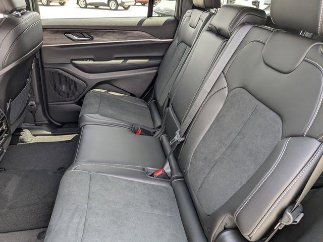 new 2026 Jeep Grand Cherokee L car