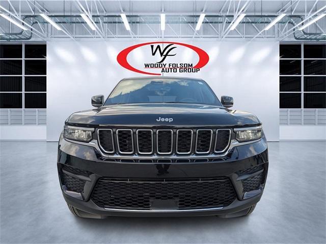 new 2025 Jeep Grand Cherokee car, priced at $38,655