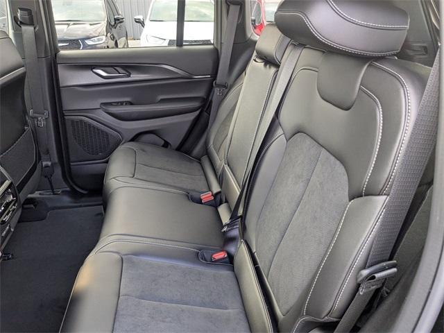 new 2025 Jeep Grand Cherokee car, priced at $42,487