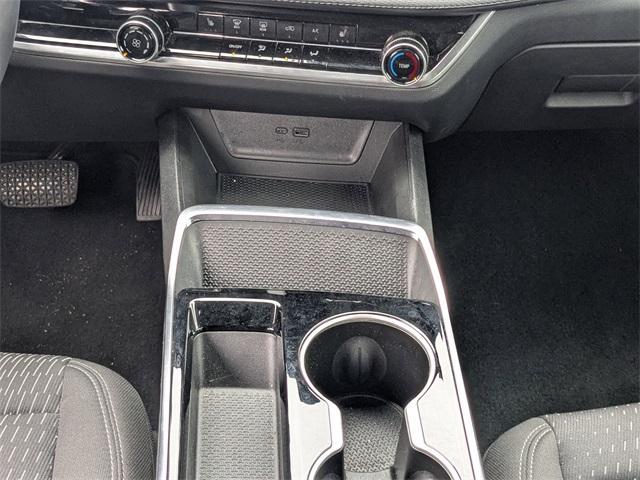 used 2025 Chevrolet Equinox car, priced at $29,831