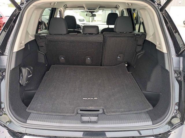 used 2025 Nissan Rogue car, priced at $31,108