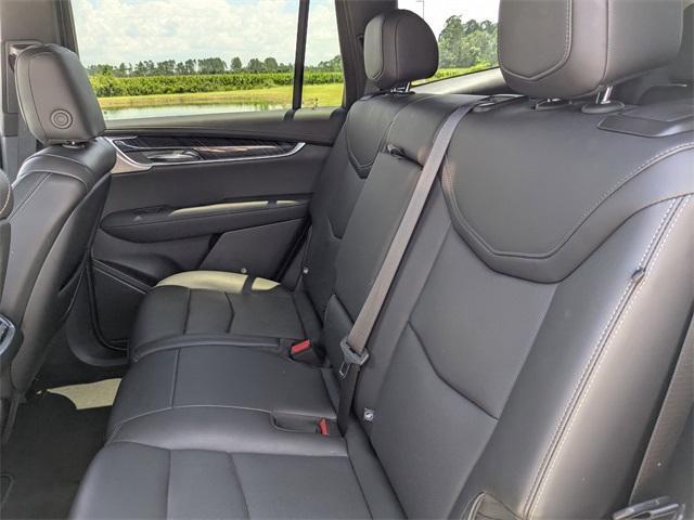 used 2024 Cadillac XT6 car, priced at $43,851