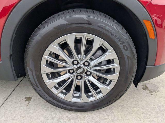used 2024 Cadillac XT4 car, priced at $34,014