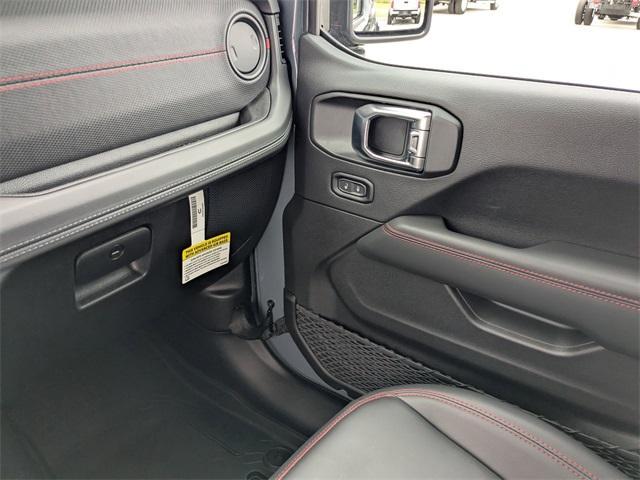 new 2025 Jeep Wrangler car, priced at $50,747