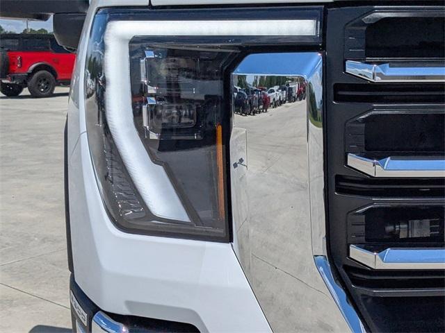 used 2025 GMC Sierra 2500 car, priced at $71,341