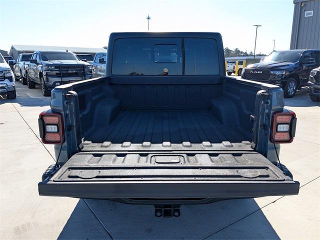 used 2025 Jeep Gladiator car, priced at $49,594