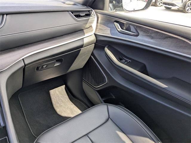 used 2025 Jeep Grand Cherokee car, priced at $42,747