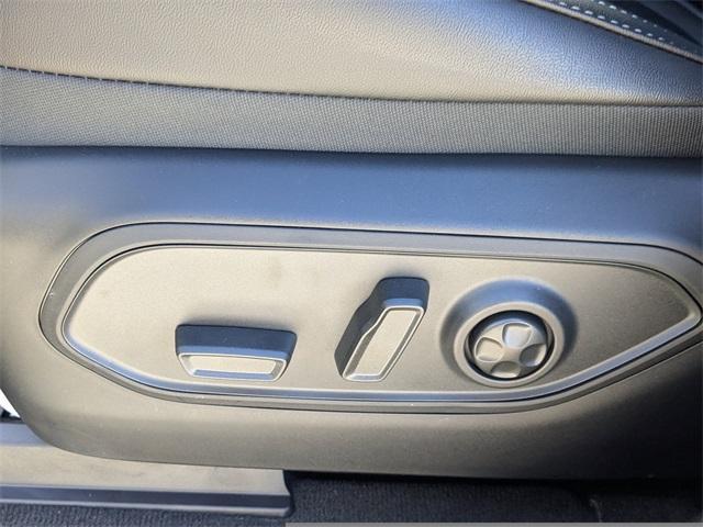 new 2025 Jeep Grand Cherokee car, priced at $48,593