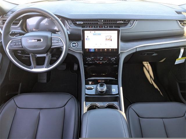 new 2025 Jeep Grand Cherokee car, priced at $48,593