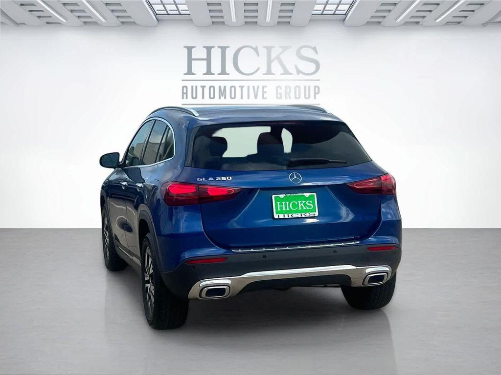used 2025 Mercedes-Benz GLA 250 car, priced at $39,995