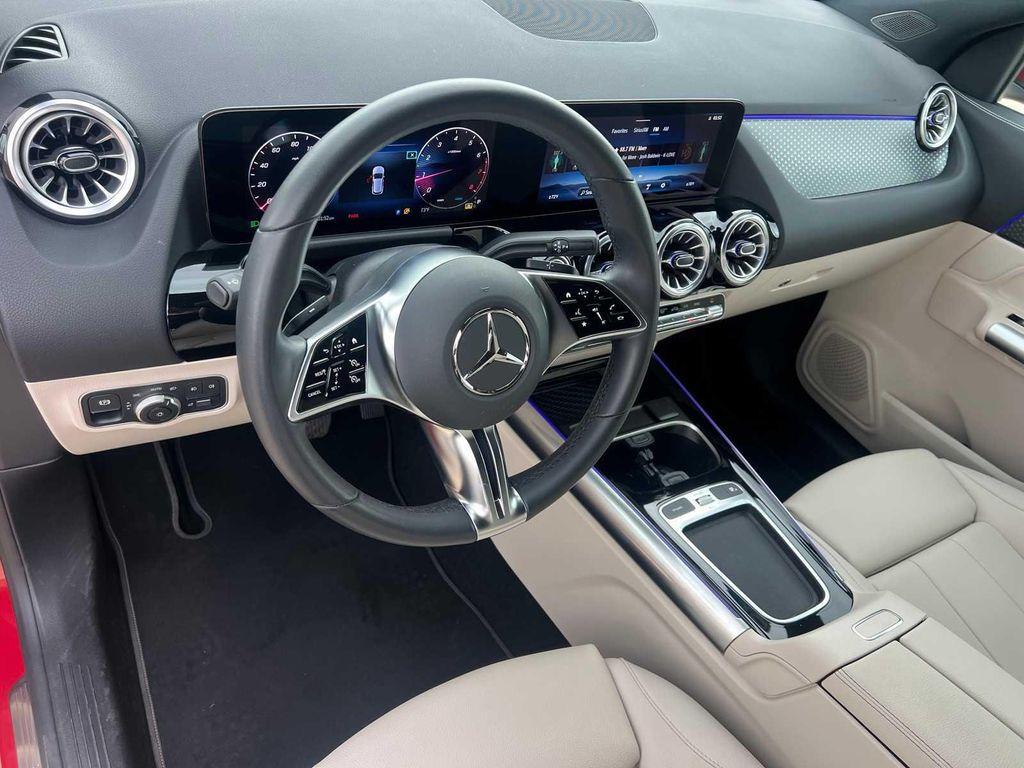 used 2025 Mercedes-Benz GLA 250 car, priced at $39,792