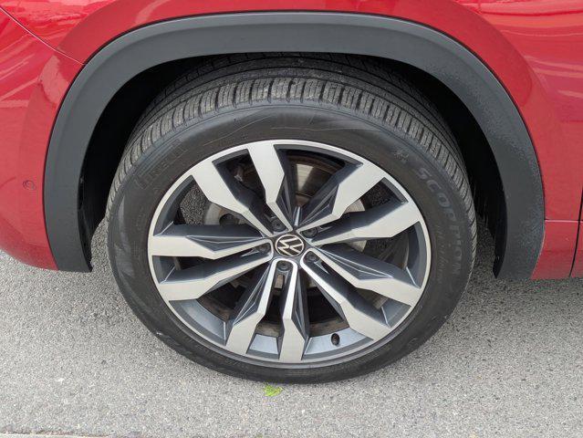 used 2020 Volkswagen Atlas Cross Sport car, priced at $22,799
