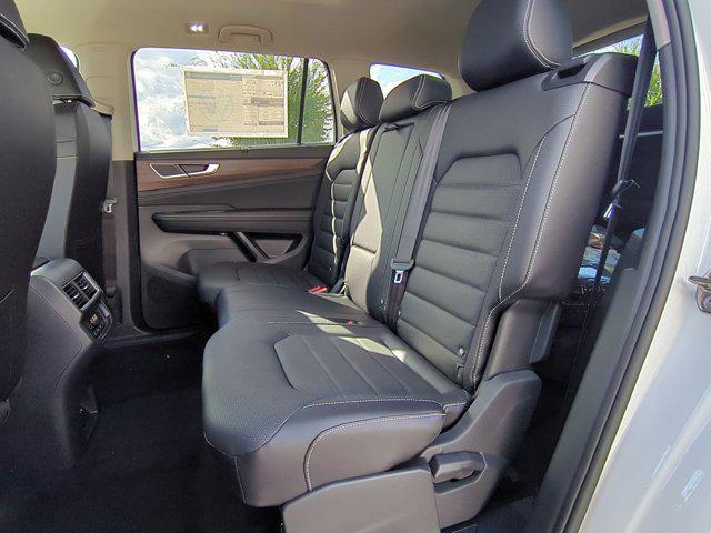 new 2026 Volkswagen Atlas car, priced at $48,131