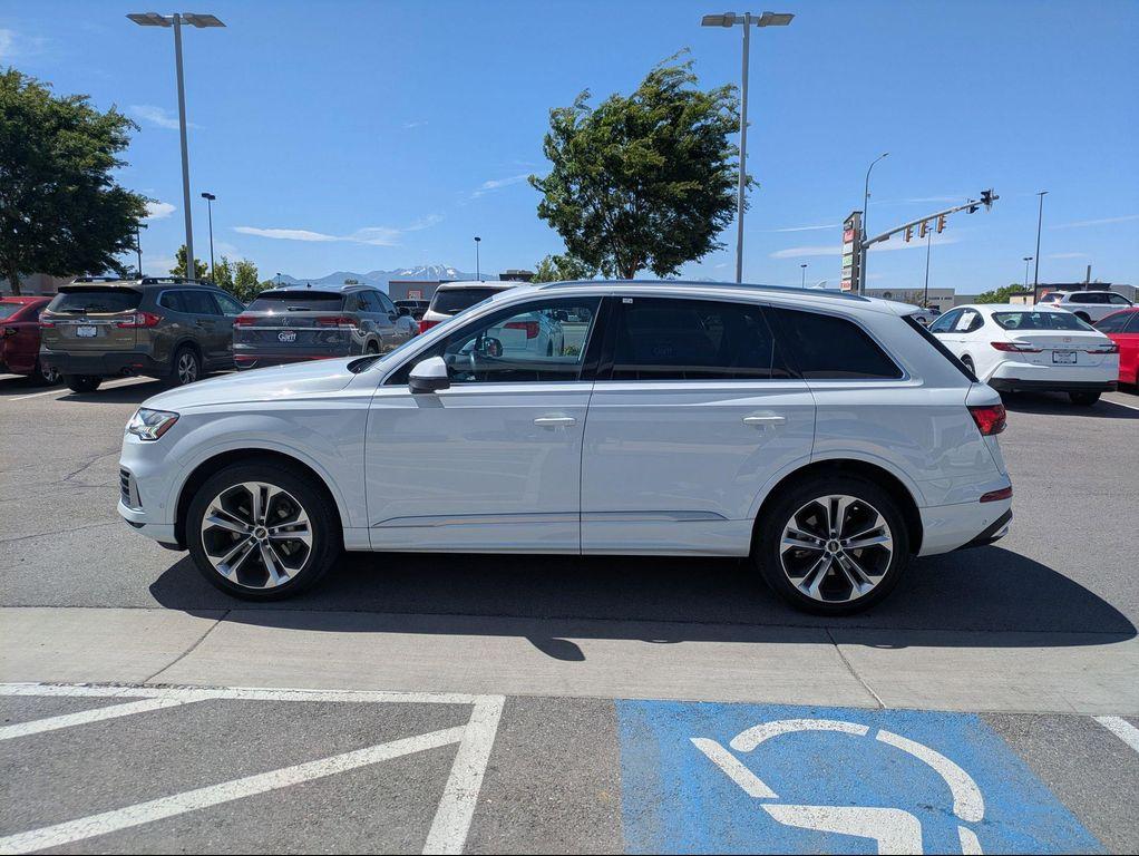 used 2023 Audi Q7 car, priced at $45,144